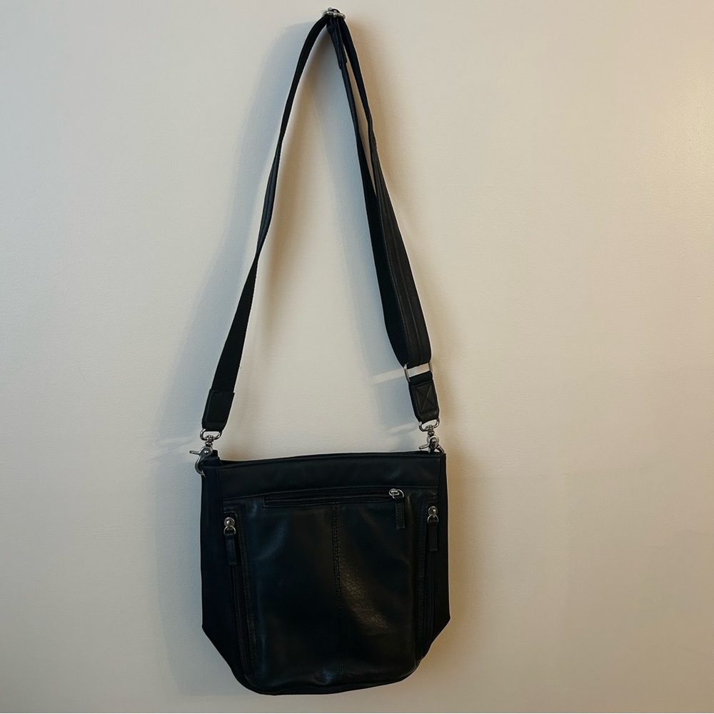 Gun Tote'n Mama Handbag - Picture 5 of 11